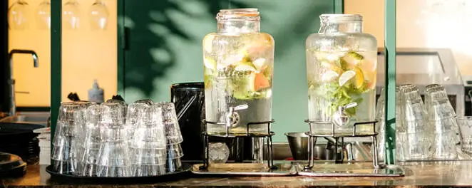 10 idées d’eaux infusées