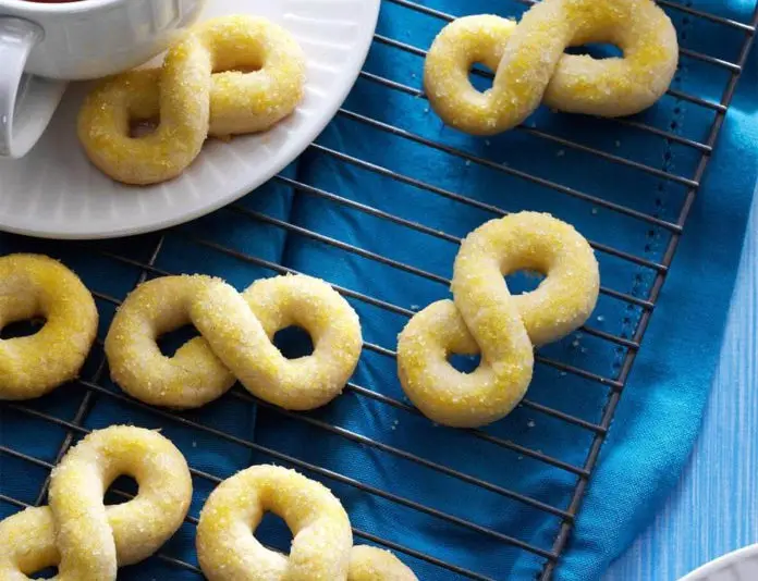 Biscuits italiens au citron (Biscotti morbidi al limone)