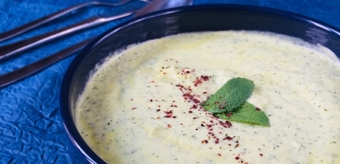 Soupe froide de courgette