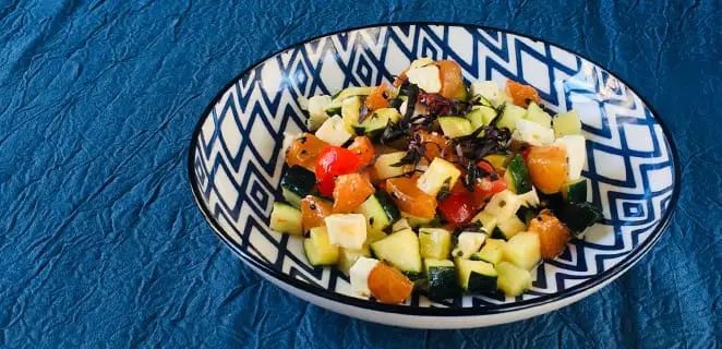 Salade de courgettes aux abricots