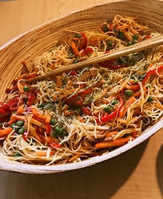 Nouilles chinoises (sans gluten) sautées aux légumes