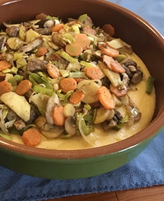 Poêlée de légumes d’hiver sur lit de polenta