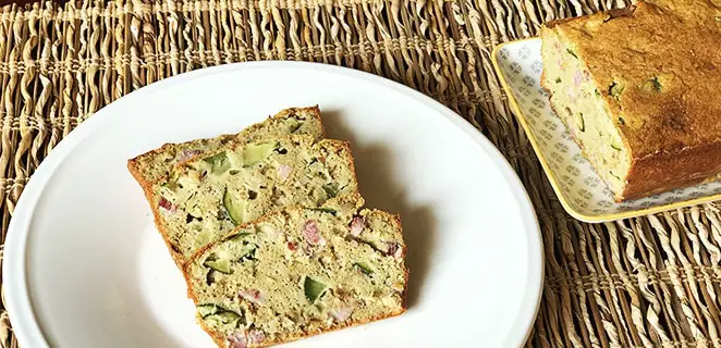 Cake sans gluten courgette et lardons