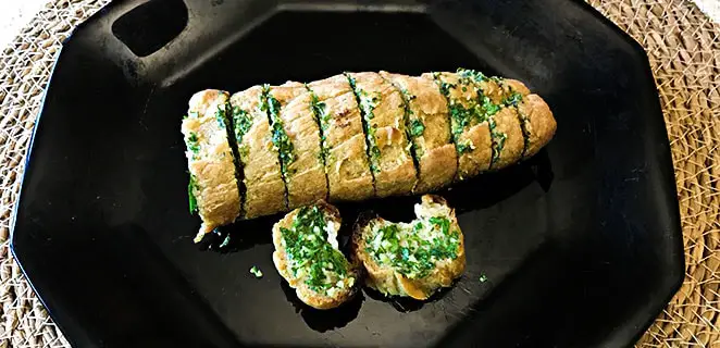 Garlic bread (pain à l’ail sans gluten)