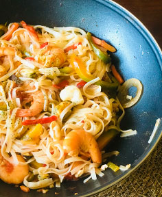 Tagliatelles de riz aux fruits de mer