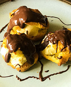 Profiteroles au chocolat