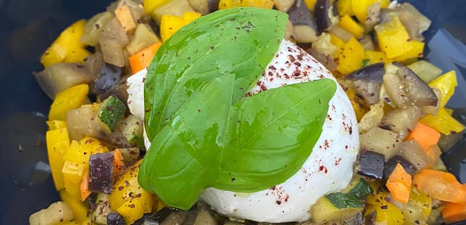 Légumes d’été et sa burrata