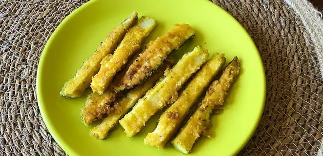 Frites de courgettes croustillantes