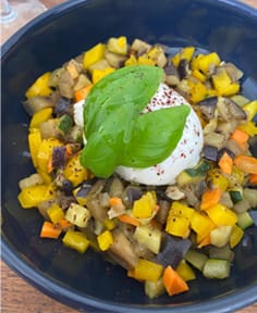 Légumes d’été et sa burrata