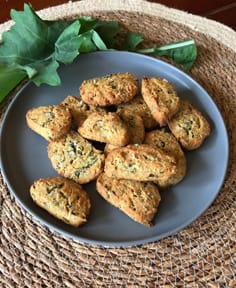 Sablés apéritif au chou kale et parmesan