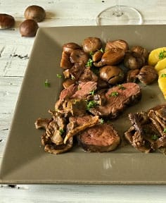 Magrets de canard aux cèpes, marrons et pommes