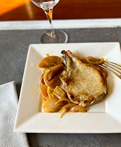 Côtes de porc aux pommes fruits et sirop d’érable