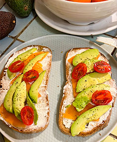 Tartines gourmandes avocat saumon fumé