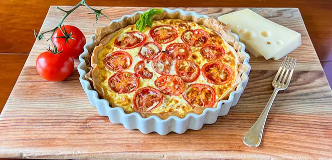 Tarte à la tomate et au thon