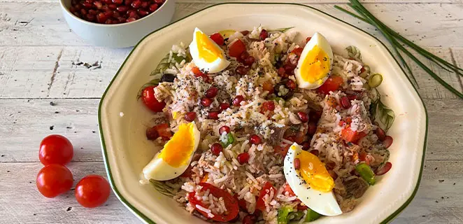 Salade de riz au thon et à la grenade