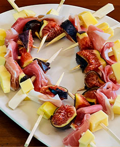 Brochettes apéritives figue et jambon de parme