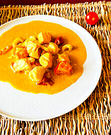 Curry de poissons aux tomates cerises