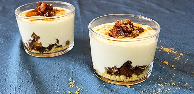 Verrines de pommes caramélisées au fromage blanc de brebis