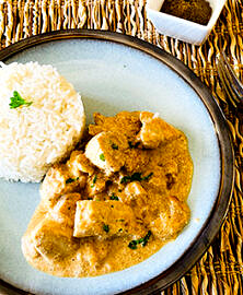 Curry de poulet à la banane