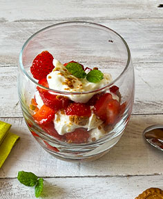 Verrines fraises et mascarpone aux spéculos