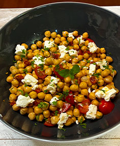 Salade de pois chiches au chorizo et à la feta