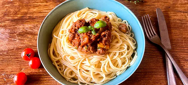 Spaghetti bolognaise aux petits légumes