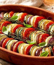Tian provençal courgettes tomates oignons (vegan)