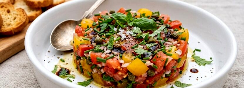 Tartare de tomates aux herbes (vegan, 10 min)